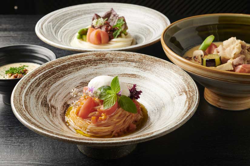 軽井沢に8/2(月)オープン。初のリゾート型店舗「つるとんたん