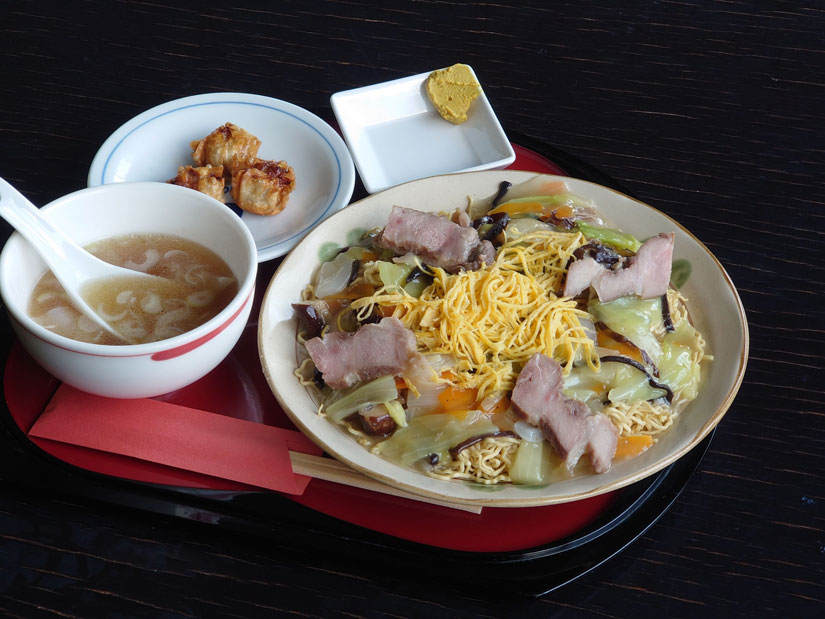 日照庵のあんかけ焼きそば