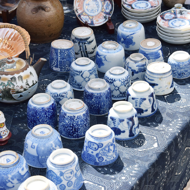 長野県松本市の人気蚤の市イベント「まつもと古市」