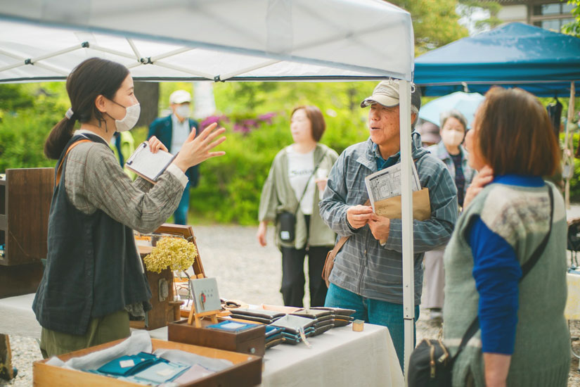 長野県長野市のイベント「善光寺びんずる市」