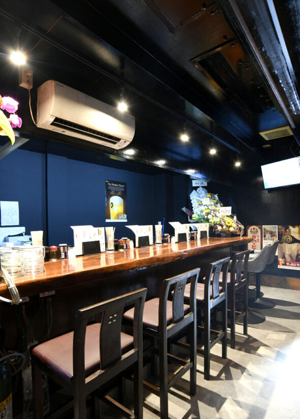 松本市の松本駅前で深夜まで営業のラーメン店と居酒屋-地酒とラーメン 役満