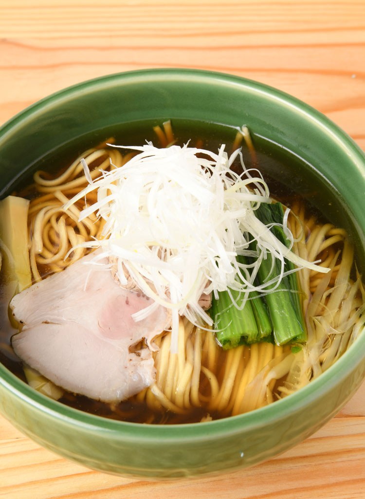 長野県安曇野市のラーメン店-らぁ麺 空条のラーメン