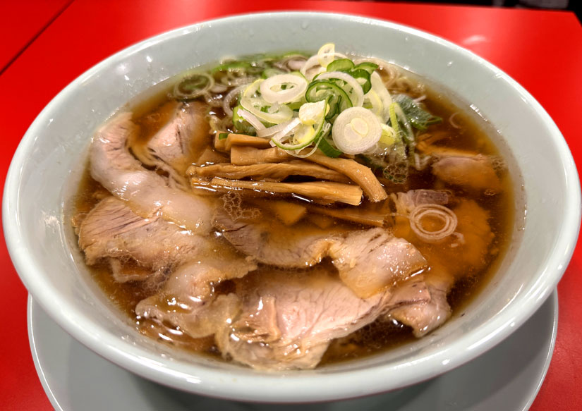 長野県小諸市のラーメン店「旭日堂」朝ラー