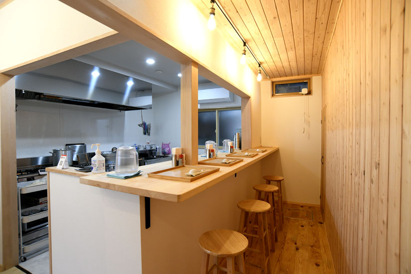 長野県安曇野市のラーメン店-らぁ麺 空条-店内